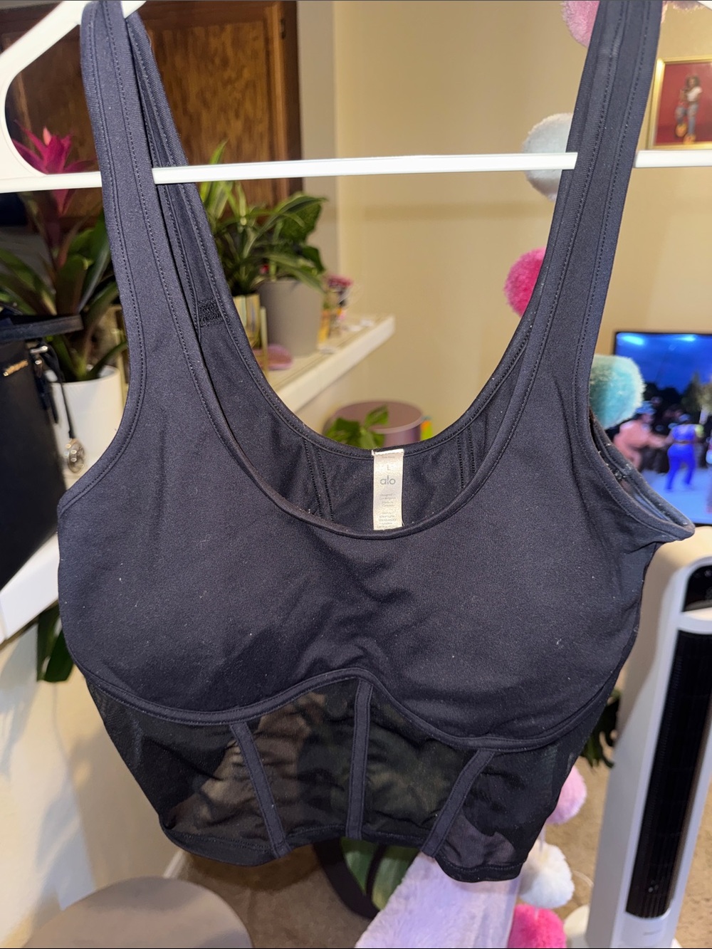 ALO Yoga Black Scoop Sports Bra with Mesh Underband